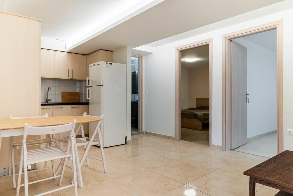 Apartment At Ano Glifada. เอเธนส์ ภายนอก รูปภาพ