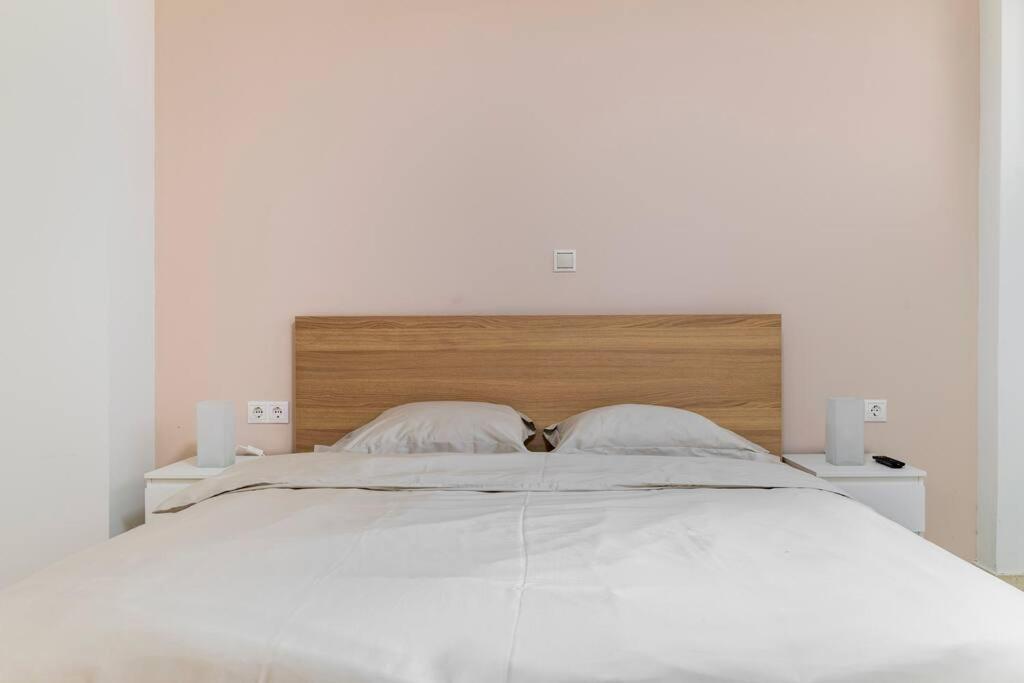 Apartment At Ano Glifada. เอเธนส์ ภายนอก รูปภาพ