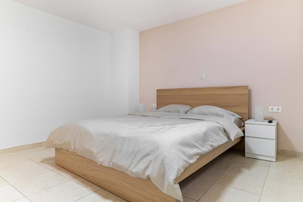 Apartment At Ano Glifada. เอเธนส์ ภายนอก รูปภาพ